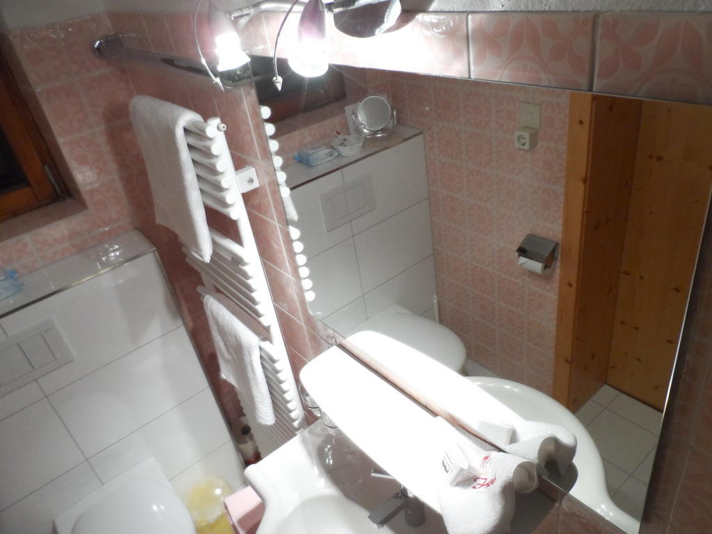 Haus Brunneck Apartman Warth  Szoba fotó