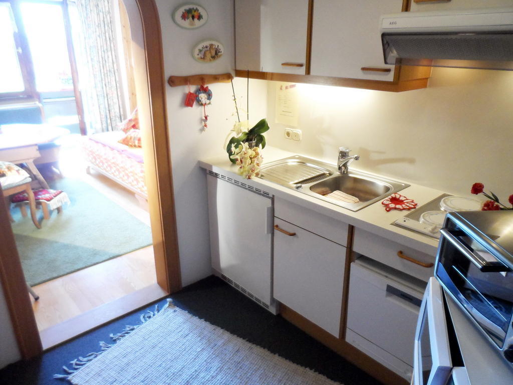 Haus Brunneck Apartman Warth  Szoba fotó